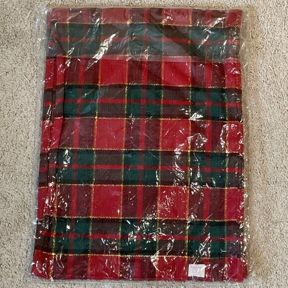 Vintage Lillian Vernon Holiday Plaid Placemats & Cloth Napkins Red Set Of 4 NOS - Picture 4 of 7